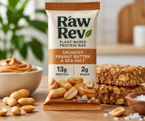 Free Raw Rev Crunchy Peanut Butter & Sea Salt Protein Bar
