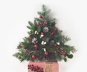 Free Fully Decorated Christmas Tree