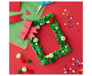 Free Mixed Media Christmas Wreath Frame Craft Kit At Michaels On December 5th