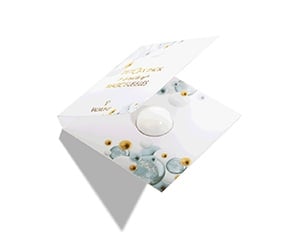 Free Valmont Fizzy Mint Fragrance Sample + Deto2x Cream